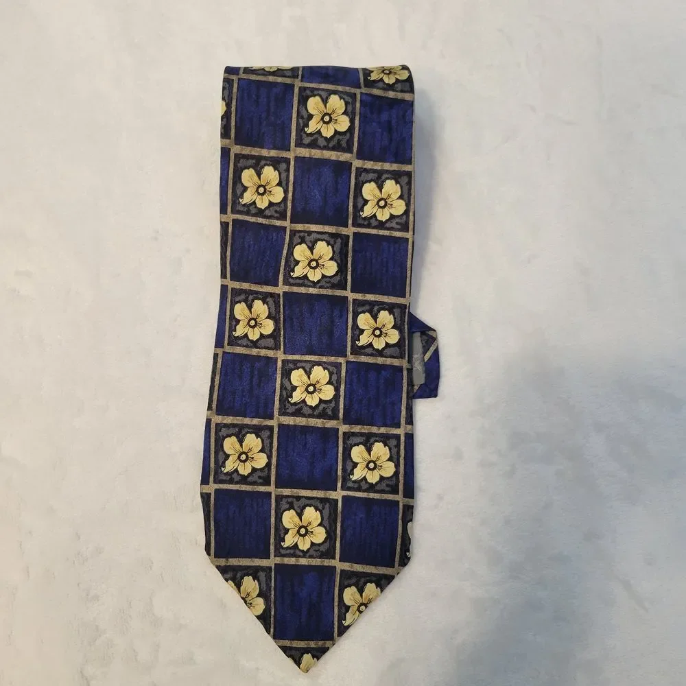 Robert Talbott Rogers Mens Store Blue Floral Tie‎ 100% Silk USA Hawaiin Tropical
